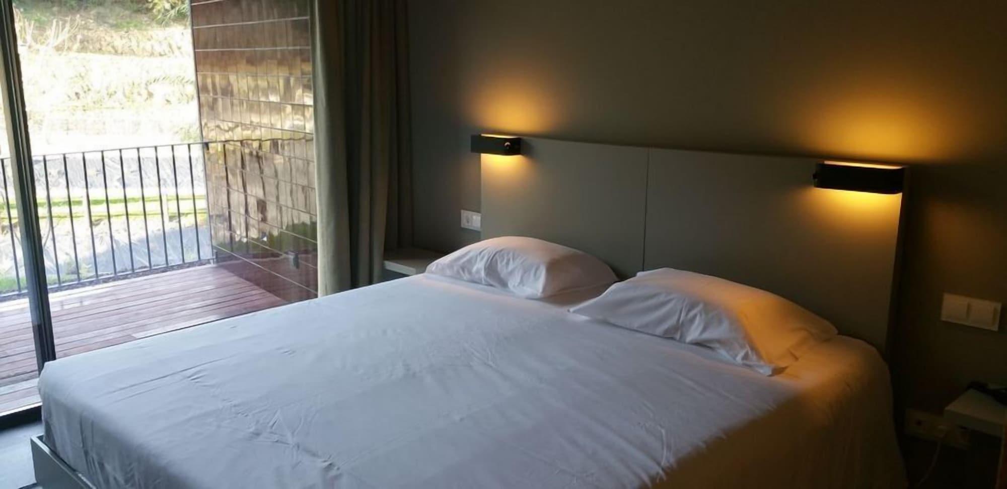 Longroiva Hotel Rural ภายนอก รูปภาพ